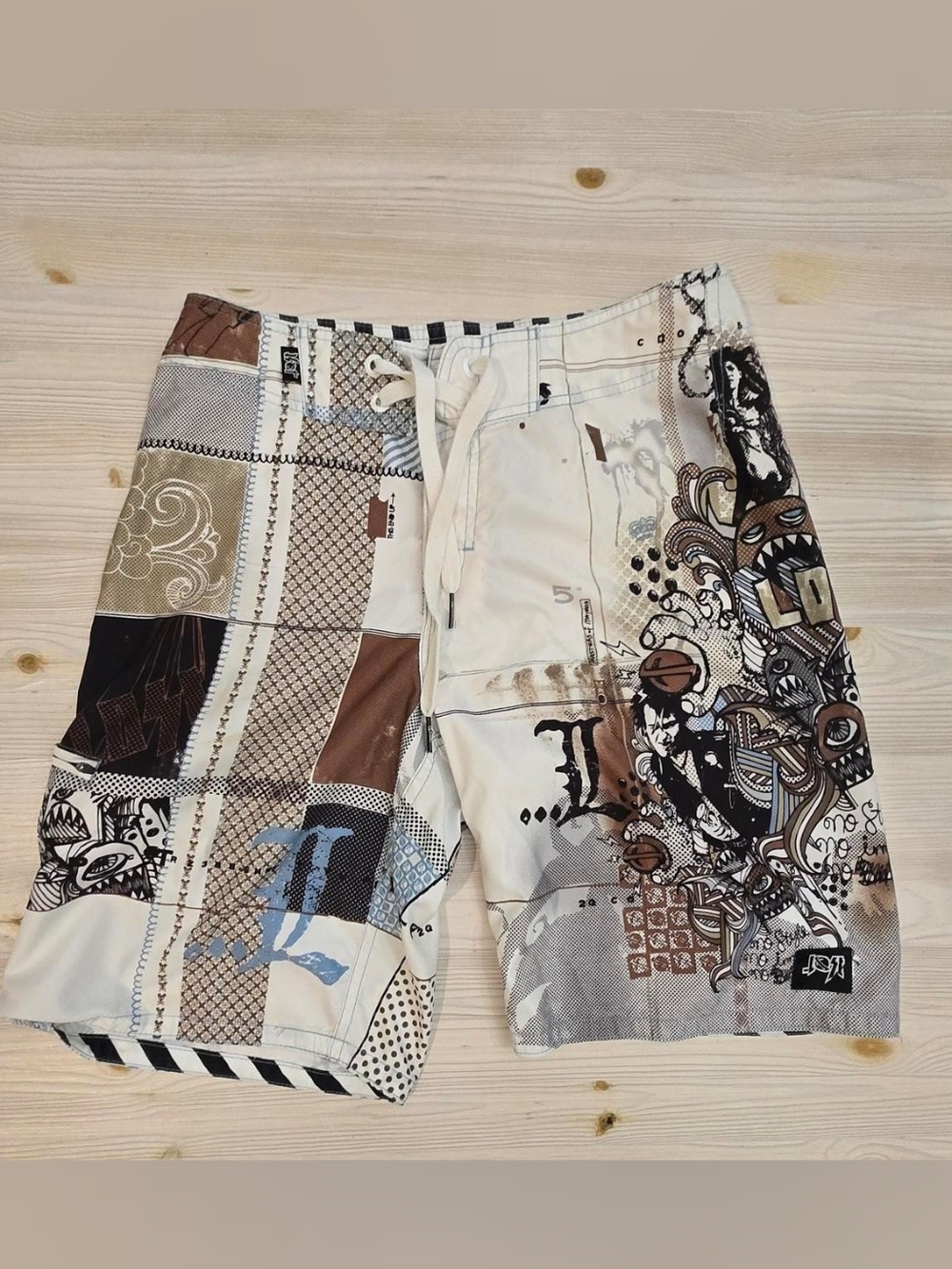 Y2k Lost Brand Skater Board Graphic Patchwork Board Shorts Size 30